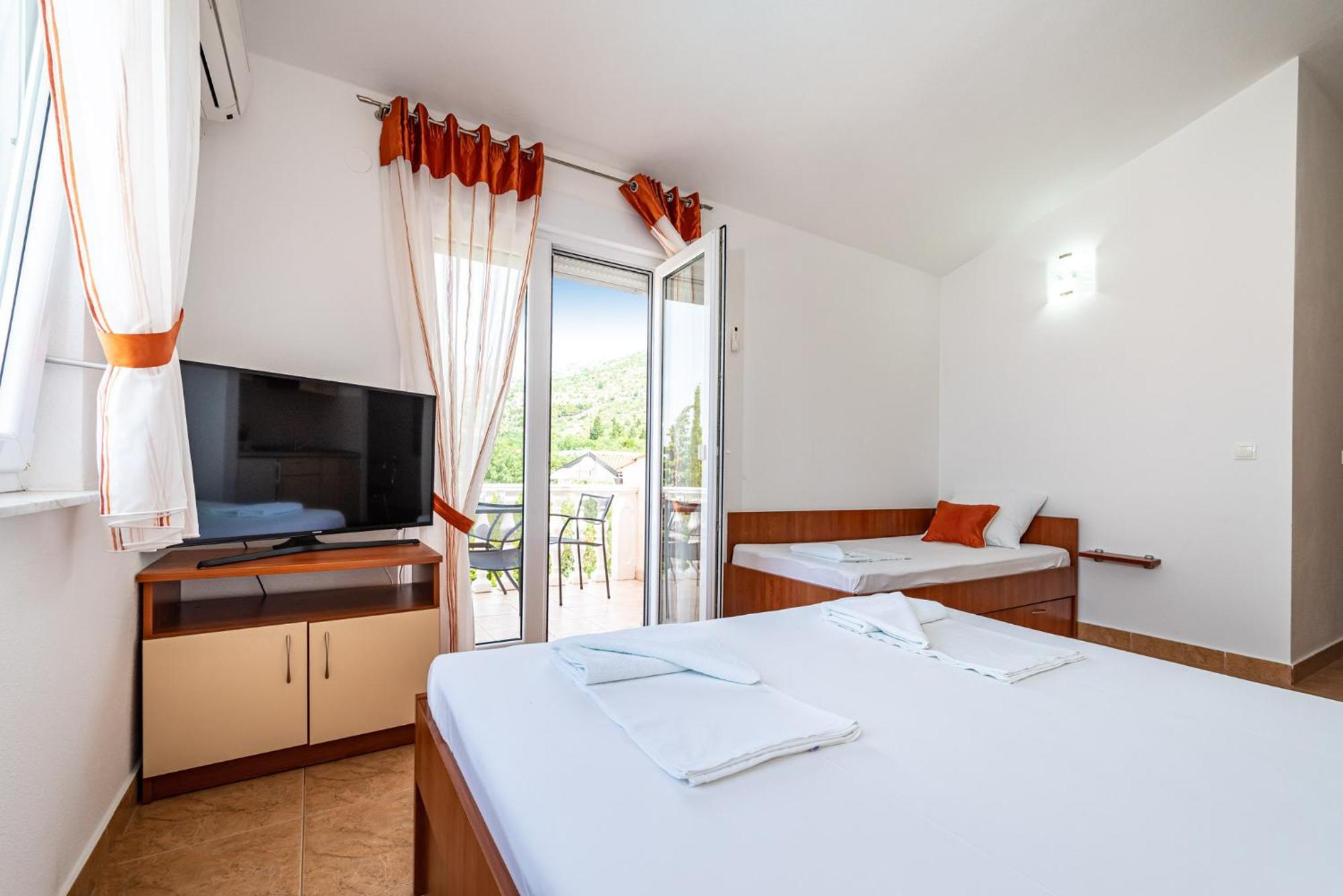 Apartments Prkacin 2 Starigrad Paklenica Eksteriør billede