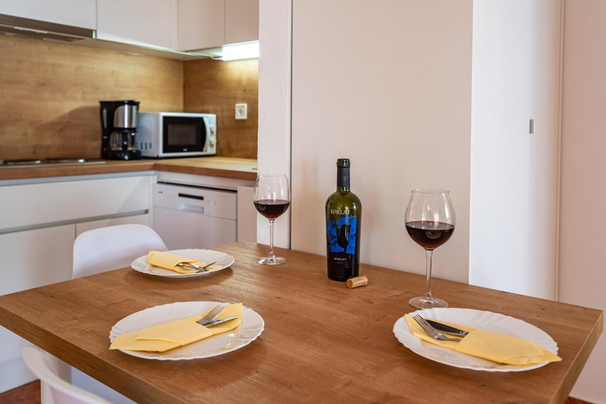 Apartments Prkacin 2 Starigrad Paklenica Eksteriør billede